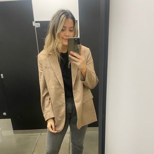 Meet your Posher, Cassidi